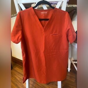 mandala v neck scrub top, size medium